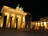 Photo ID: 003001, By the Brandenburg Gate (51Kb)