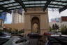 Photo ID: 045418, Looking through the Arc de Triomphe (165Kb)