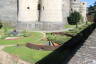 Photo ID: 067075, Looking down into the castle gardens in the moat (168Kb)